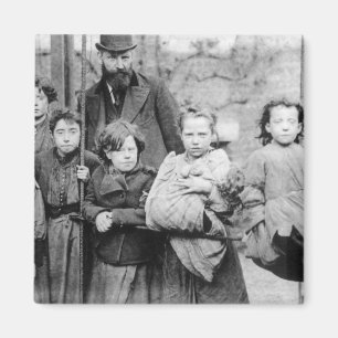 London Slums Magnet