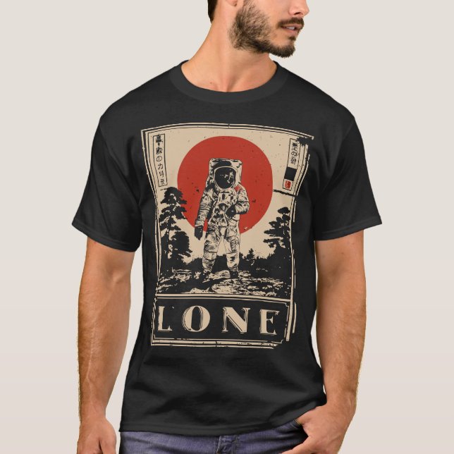 Lone Astronaut Space Explorer - Solid Design T Shirt (Framsida)