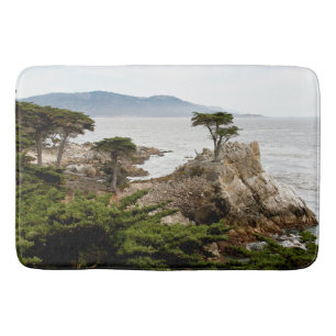 LONE CYPRESS Bath Mat Badrumsmatta