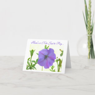 Lone purpurfärgad Petunia Kort