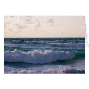 Lone Surfer vid Fistral Beach Newquay Cornwall UK Hälsningskort
