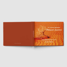 Lone Träd i Red Desert Sand, Firande of Life