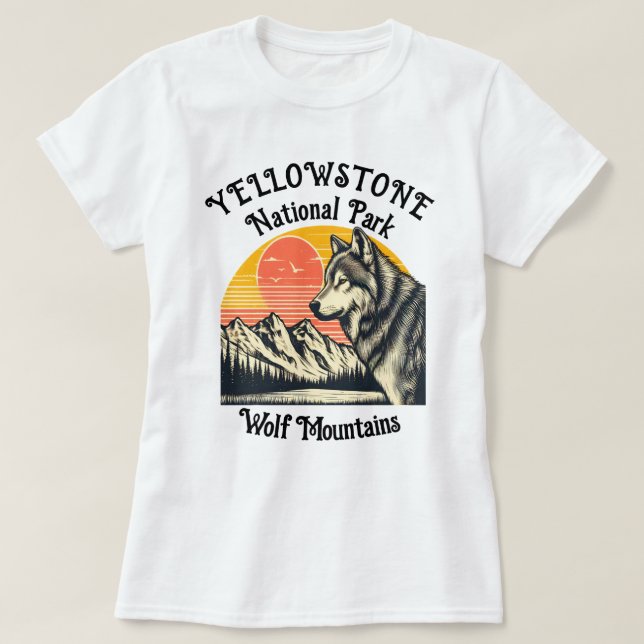 Lone Varg Stands before Majestic Mountain T Shirt (Design framsida)