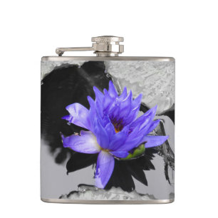 Lone Vatten Lily Fickplunta