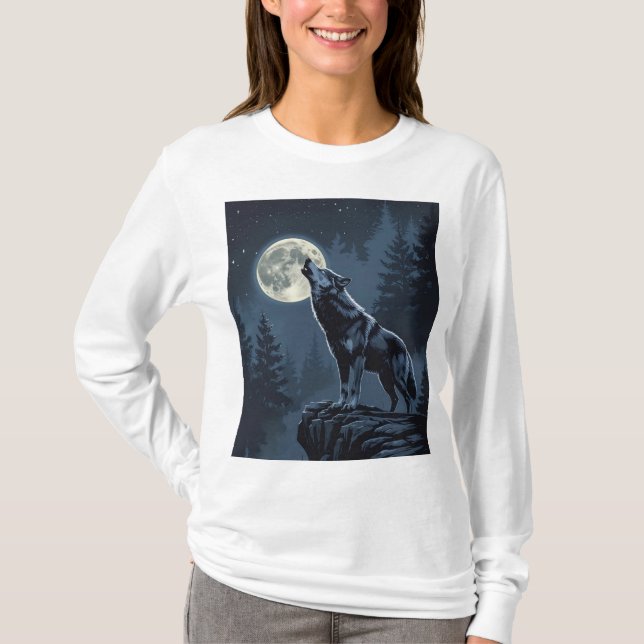 Lone Wolf Howling at the Moon Night Forest Art T Shirt (Framsida)