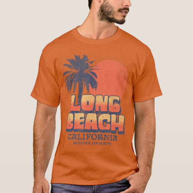 Long Beach California Retro Sunset Palm Tree Cali  T Shirt (Framsida)