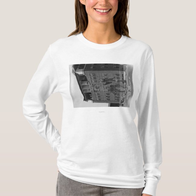 Long Beach Kalifornien beskådar av den Sharon Tee Shirt (Framsida)