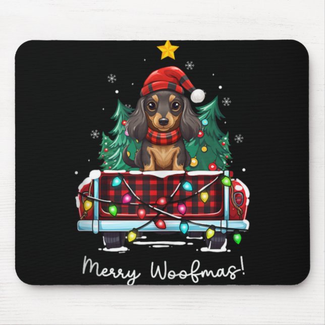 Long Haired Dachshund Christmas Dog Truck Plaid Fu Musmatta (Framsidan)