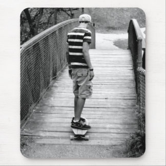 Longboard Bridge Riding Musmatta