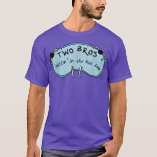 Lönnrika två bros-chillin i Hett Tub-apparat T Shirt