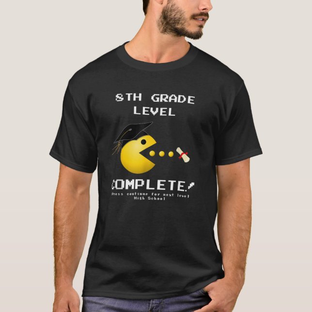 Lönsam 8:e Klass-videospelare 8:e Klass Studenten T Shirt (Framsida)