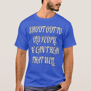 Lönsam äldre medborgare som vänder sig till gamla t shirt