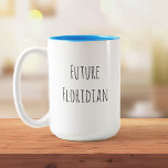 Lönsam Anpassningsbar Framtida Floridian Beach Mod Två-Tonad Mugg<br><div class="desc">Minimalistisk chic,  det här söta kaffet mugg lyder " Future Floridian " i handskrivet skript,  men kan vara personlig till vilken annan bucket-listplats som helst. Gör det till din egen med din drömmålsättning. Perfekt för någon som kränker strandlivet:)</div>