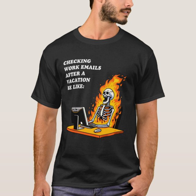 Lönsam arbetsnota som kontrollerar mina e-postmedd t shirt (Framsida)