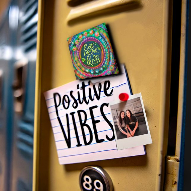 Lönsam, ät, drick och var irländsk offert-Grönt Magnet (Skapare uppladdad)