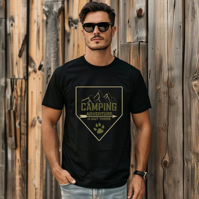 Lönsam campingkamper ord för videokameror t shirt (Skapare uppladdad)
