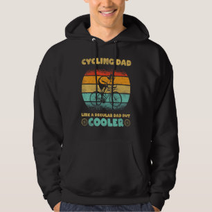 Lönsam cyklist som cyklar Pappa som ett reguljärt Hoodie