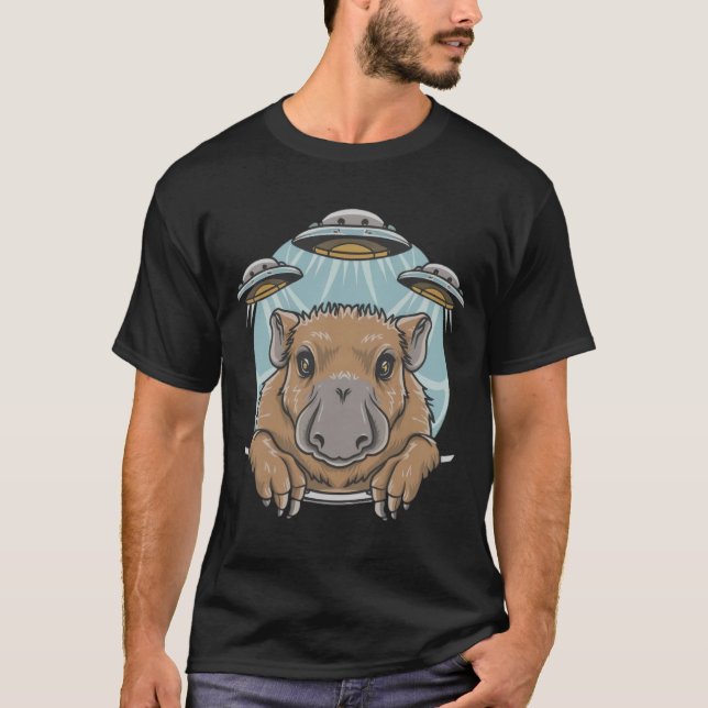 Lönsam grafik, Capybara Selfie med UFO:s Konstig T Shirt (Framsida)