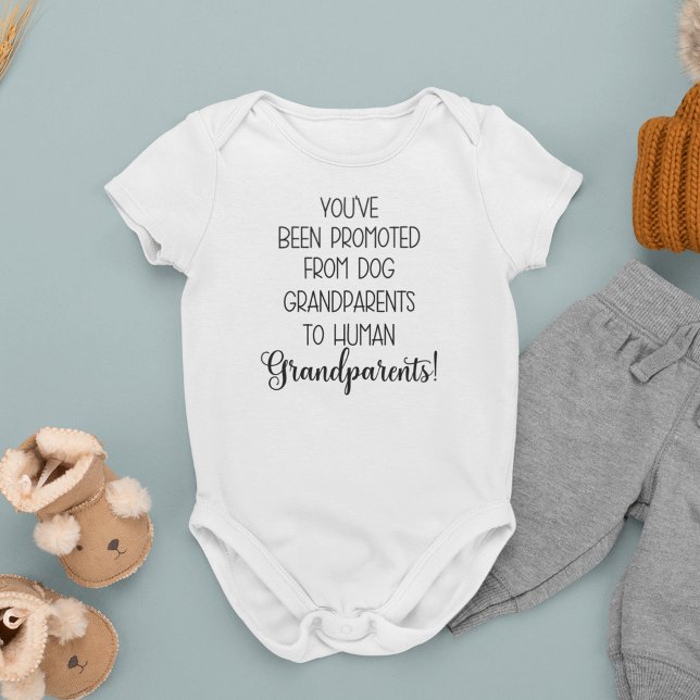 Lönsam gravid för mor- och farföräldrar t shirt (Skapare uppladdad)