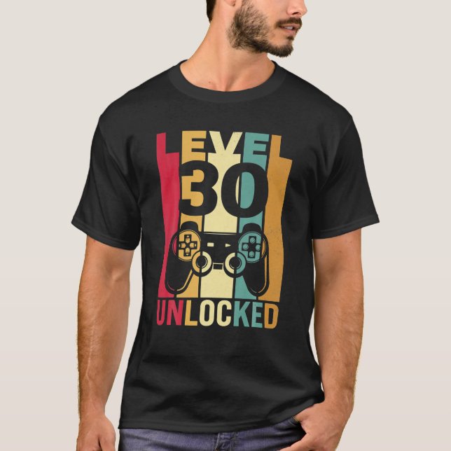 Lönsam nivå 30 olåst Manar BDay 30:e T Shirt (Framsida)