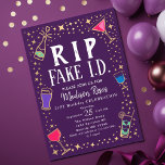 Lönsam RIP Fake ID 21:a födelsedagsinbjudan Inbjudningar<br><div class="desc">Fira med det här fantastiska RIP-fym-ID:t 21:a födelsedagen. Den här designen innehåller faux-guld-folie av olika drycker i färg och stjärnor med jeweltonDu kan anpassa den ytterligare genom att klicka på knappen "PERSONALIZE". Matcha artiklar i vår butik för ett helt tema i party.</div>