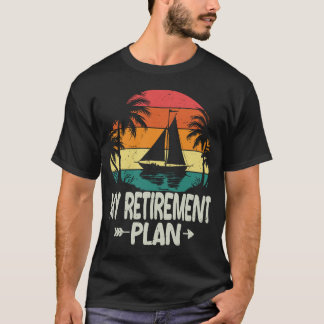 Lönsam segelbåt i Pension vid sjöräddningen T Shirt
