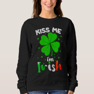Lönsam St patrick's day Kiss Me jag är irländsk T Shirt