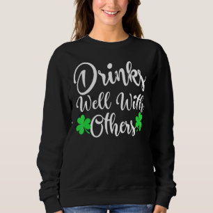 Lönsam St patricks day som dricker dricksvatten br T Shirt