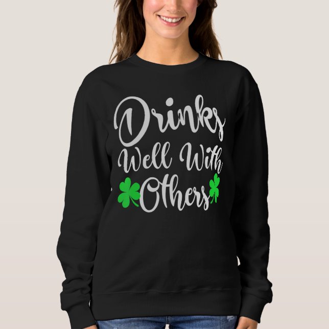 Lönsam St patricks day som dricker dricksvatten br T Shirt (Framsida)