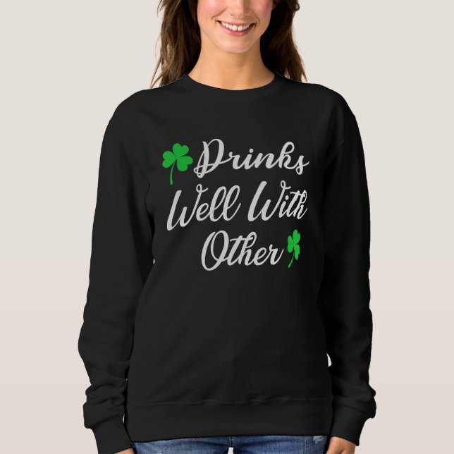 Lönsam St patricks day som dricker dricksvatten br T Shirt (Framsida)