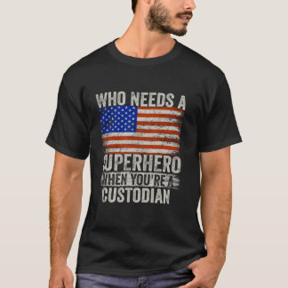 Lönsam superhjälte Vintage Tee För manar Pappa