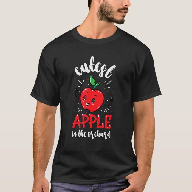 Lönsammast äpple i Ki-picking för äppelfruktträd T Shirt (Framsida)