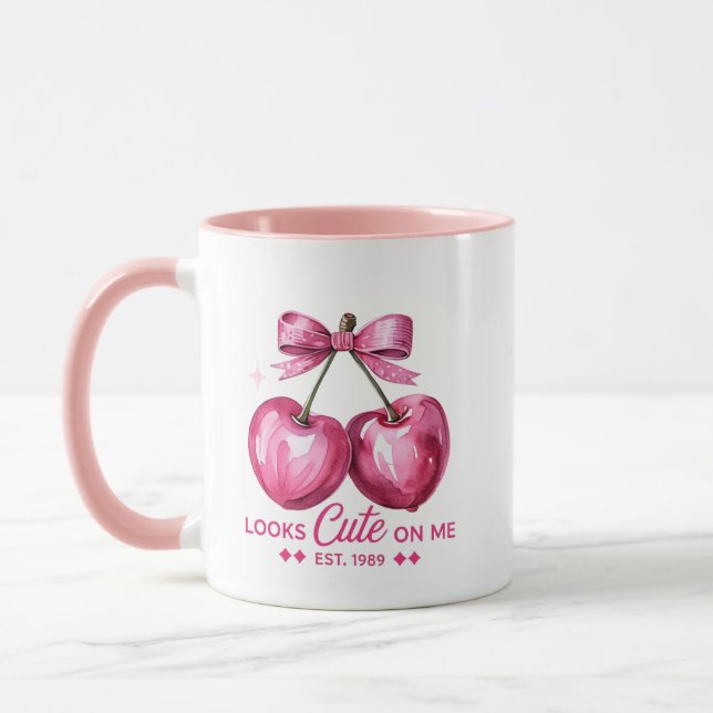 Looks Cute On Me" Cherry Mug – Pink Bow & Sparkle  Mugg (Vänster)