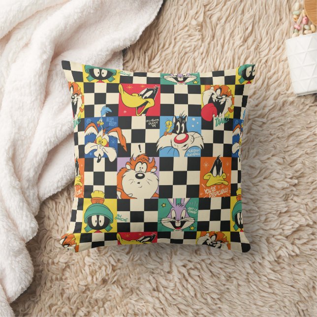 LOONEY TUNES™-tecken på Black & White Checker Kudde (Filt)