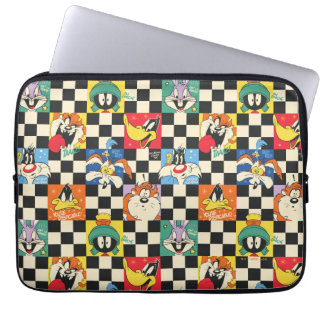 LOONEY TUNES™-tecken på Black & White Checker Laptop Fodral