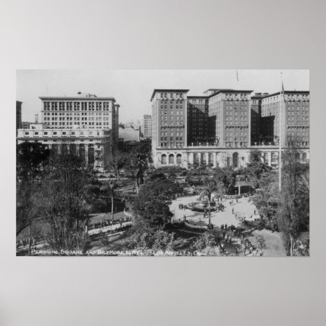 Los Angeles, CA Perishing Square och Biltmore Poster (Framsidan)