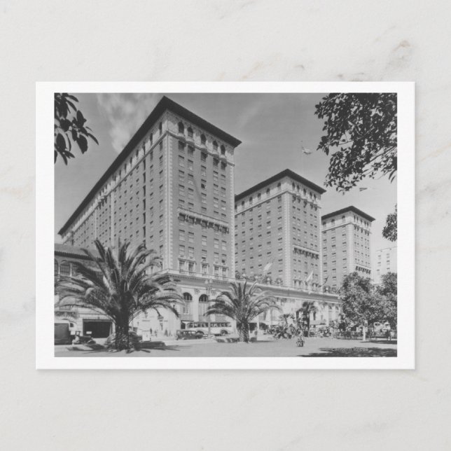 Los Angeles, CA View of Biltmore Hotel and Stree Vykort (Framsida)