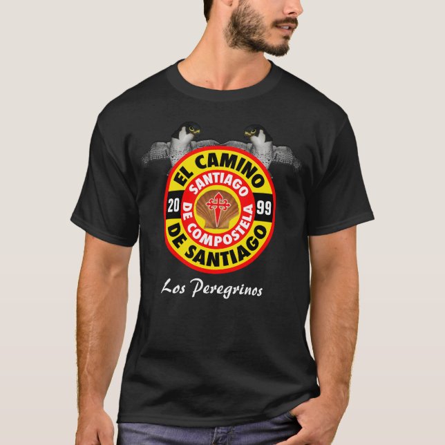 Los Peregrinos del Camino De Santiago T Shirt (Framsida)