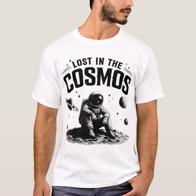 Lost in the Cosmos Astronaut Vit T-Shirt (Framsida)