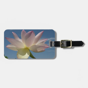 Lotus Flower och Blå himmel II Bagagebricka