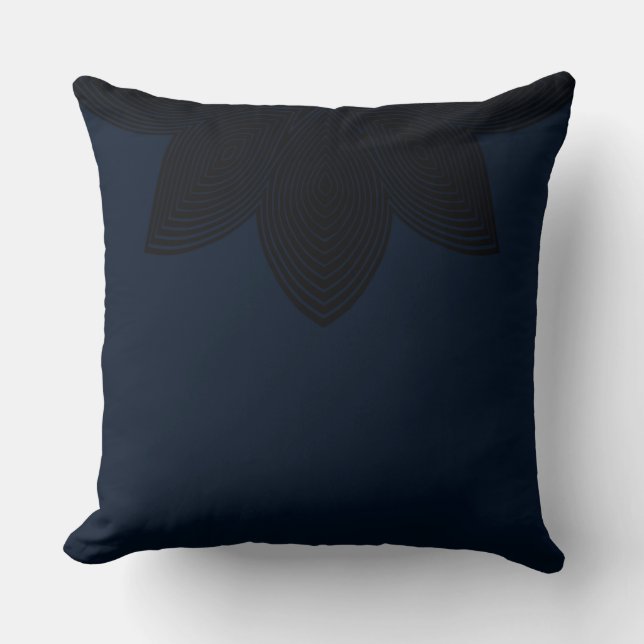 Lotus Flower Tribal Lumbar Pillow Kudde (Framsida)