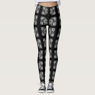 Lotus Flowers och Mandalas i svartvitt Leggings