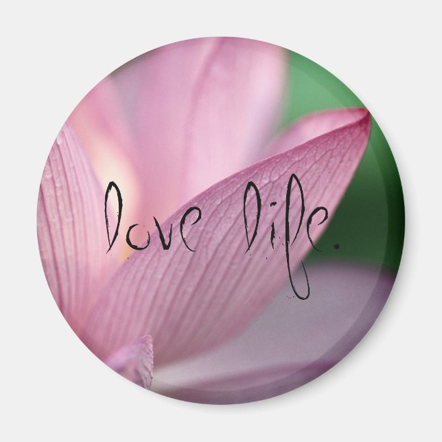 Lotus, Kärlek Life Magnet (Framsidan)