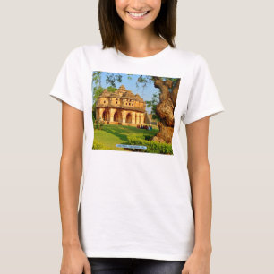 Lotus Mahal, Vijayanagara, Indien T-shirt
