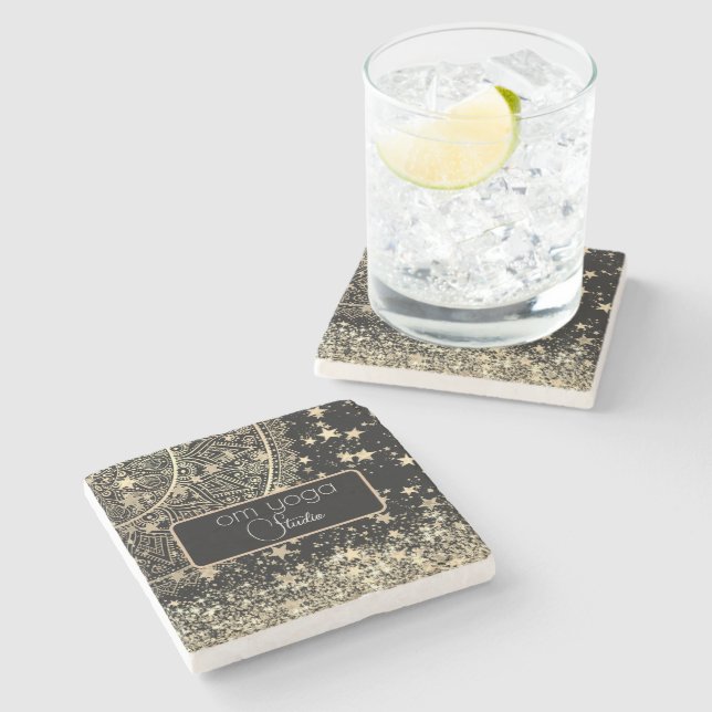 Lotus Mandala med Guld Stars på Black Customized Stenunderlägg (Sidan)