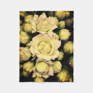 Lotusdröm- Elegant blomdesign Fleecefilt
