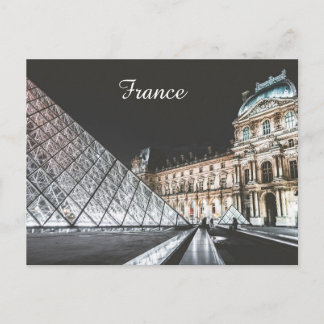 Louvre glass pyramid paris pyramid vykort