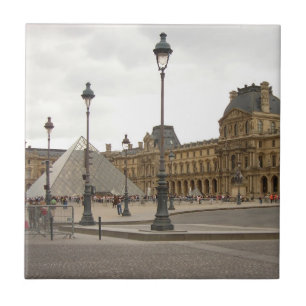 Louvre. Paris, Frankrike Kakelplatta