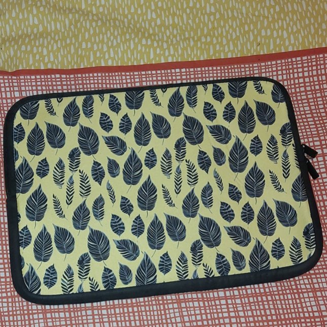 Löv Mönster Laptop sleeve (Skapare uppladdad)
