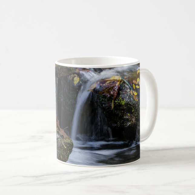 Löv och vattenfall i kaffe Mugg (Framsida höger)